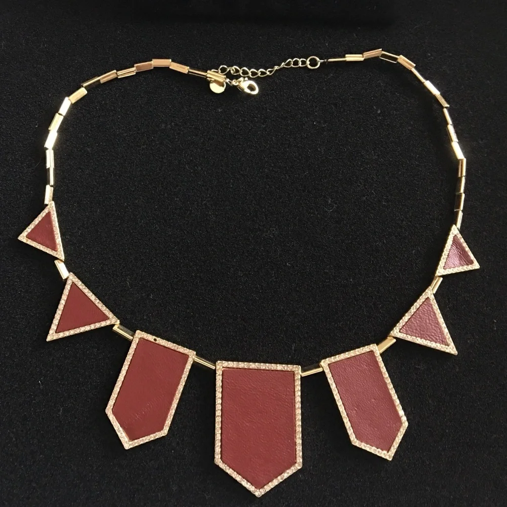 House of Harlow necklace